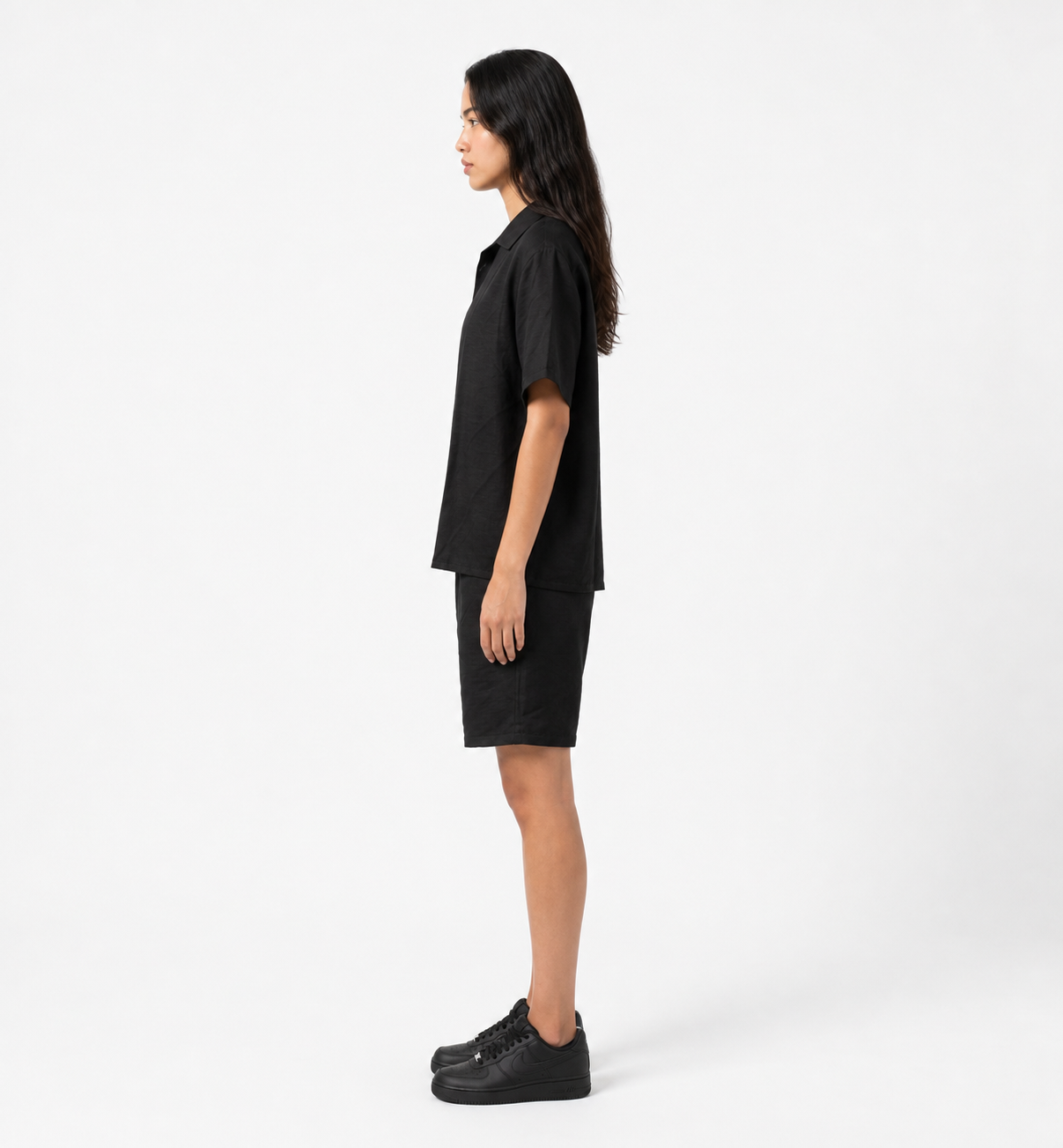 Black v linen set